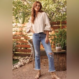 VERVET by Flying Monkey. Knee Slit Frey Hem Crop Straight. Size 28